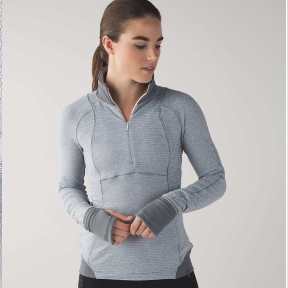 SALE!!! Lululemon Runderful half zip jacket size 4
